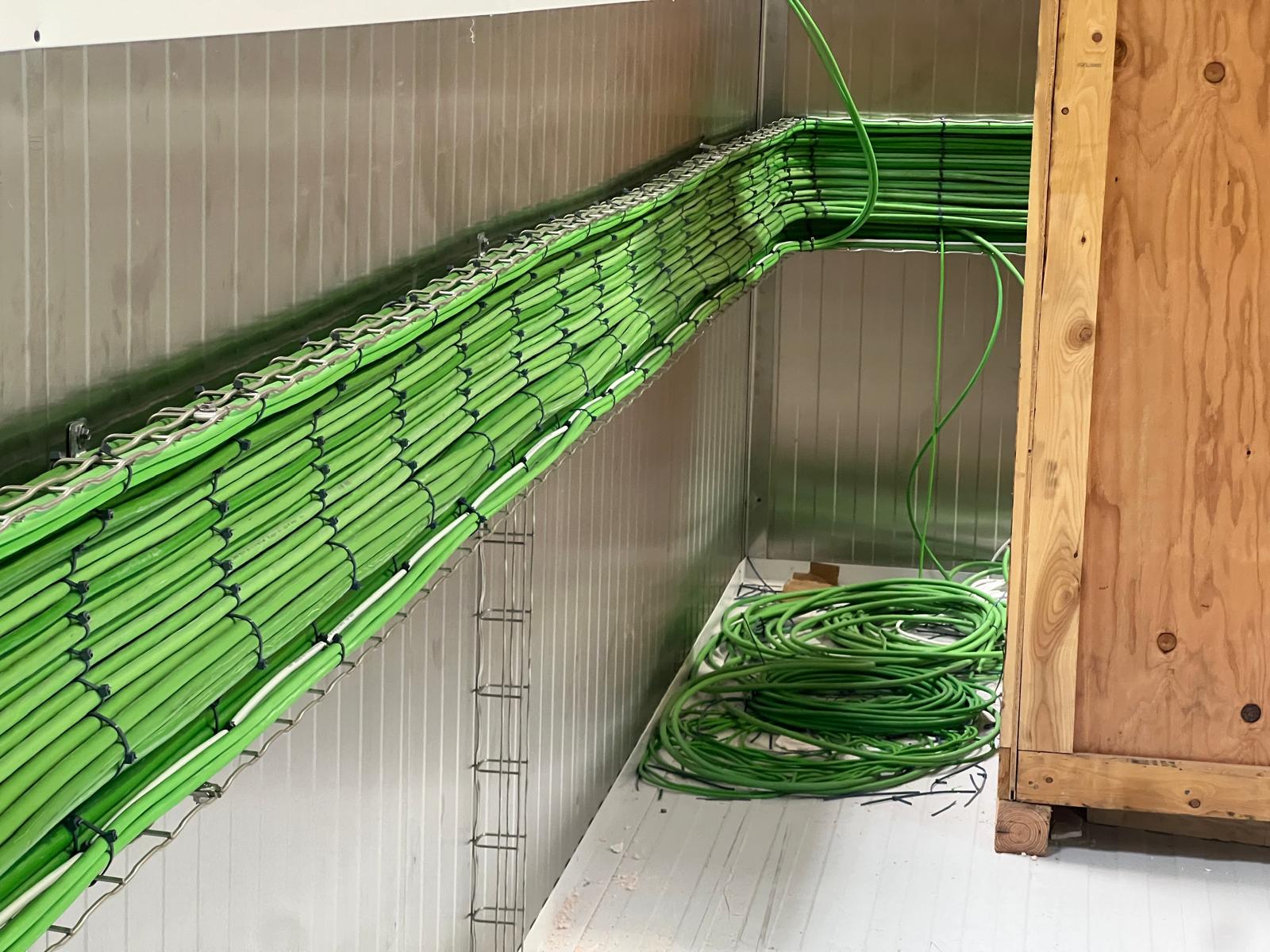 Instalación eléctrica en planta industrial